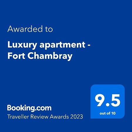 Luxury Apartment - Fort Chambray Ghajnsielem Luaran gambar