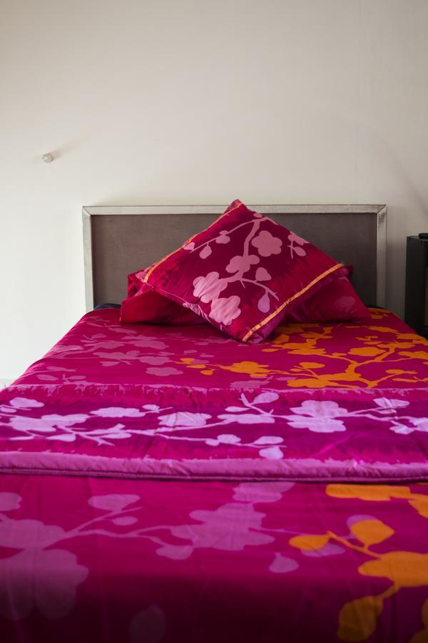 Luxury Apartment - Fort Chambray Ghajnsielem Luaran gambar