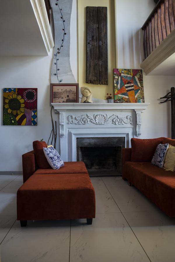 Luxury Apartment - Fort Chambray Ghajnsielem Luaran gambar